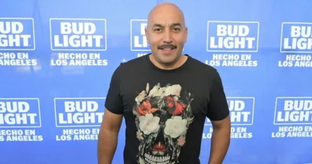 lupillo-rivera-early-life